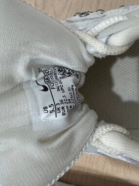 Nike Shoes 5.5 White